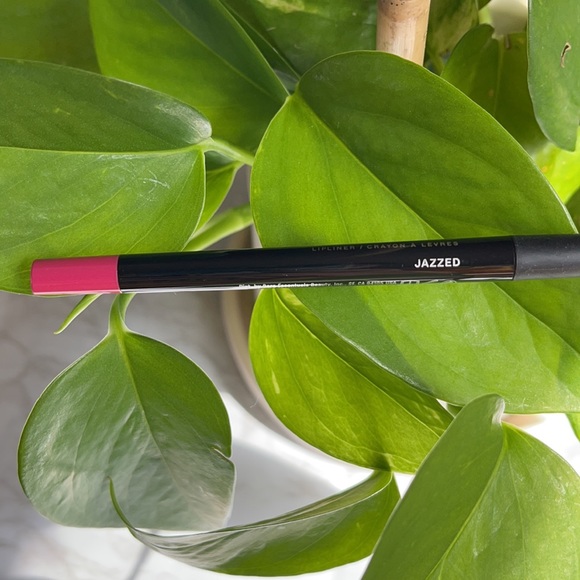 bareMinerals - Lipstick & Lip Liner 💄💋 - Picture 9 of 16